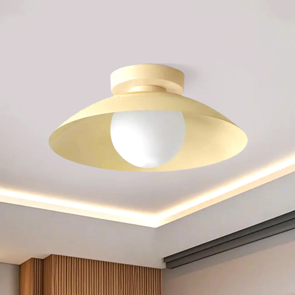 Plafonnier semi-encastré moderne en métal beige, mini dôme