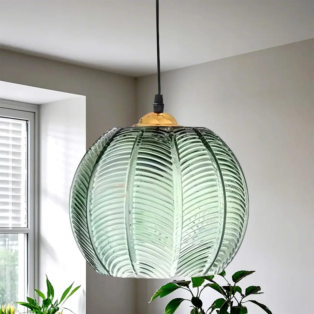 Suspension globe moderne en verre vert inspirée des feuilles