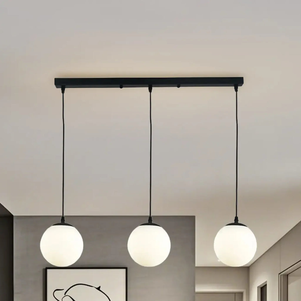 Lampadario moderno a sospensione con 3 globi in vetro