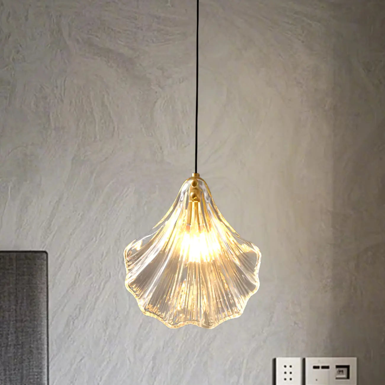 Suspension LED en verre transparent Ginkgo artistique pour salon
