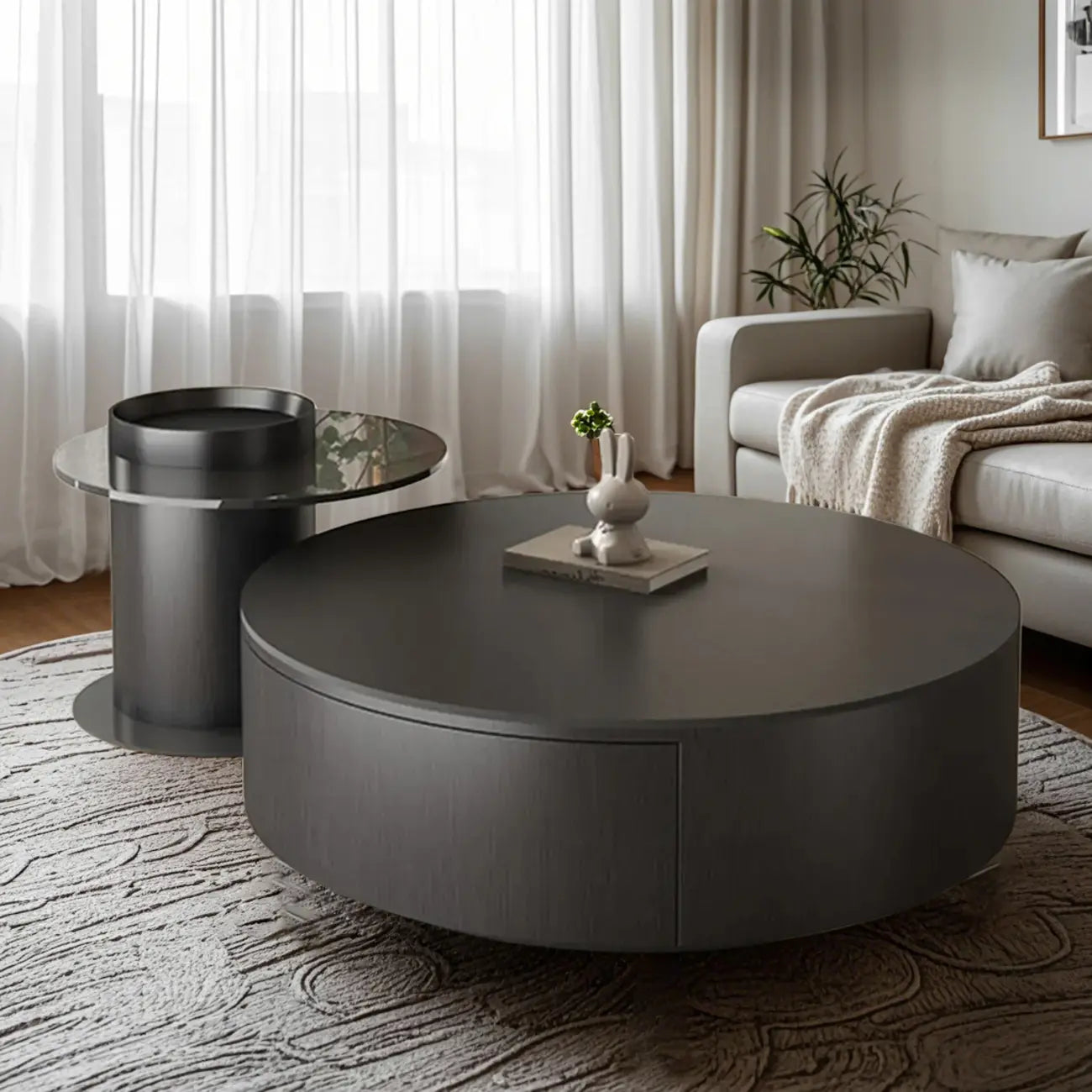 Table basse ronde gigogne en bois noir moderne et élégant