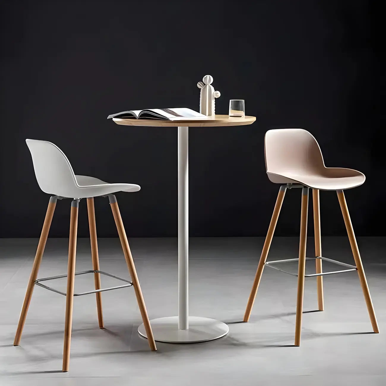 Table de bar ronde contemporaine avec plateau en bois pour les repas