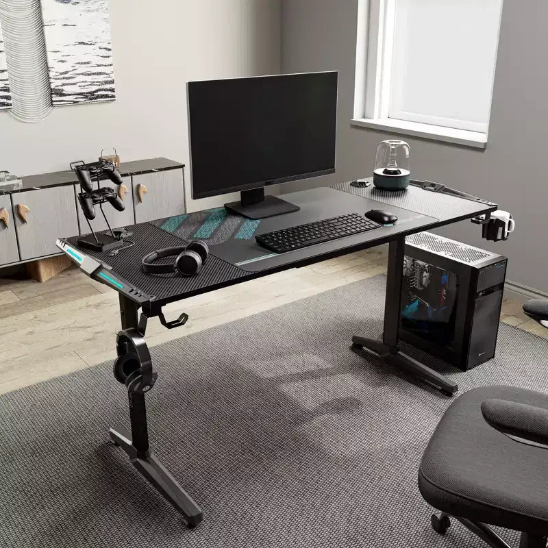 Scrivania da Gaming EUREKA ERGONOMIC con Accessori Integrati, 148 D x 60 L x 79.3 P cm, Nera