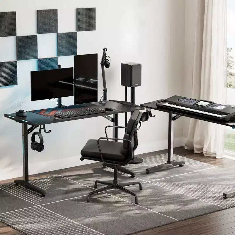 Scrivania da Gaming EUREKA ERGONOMIC con Accessori Integrati, 148 D x 60 L x 79.3 P cm, Nera