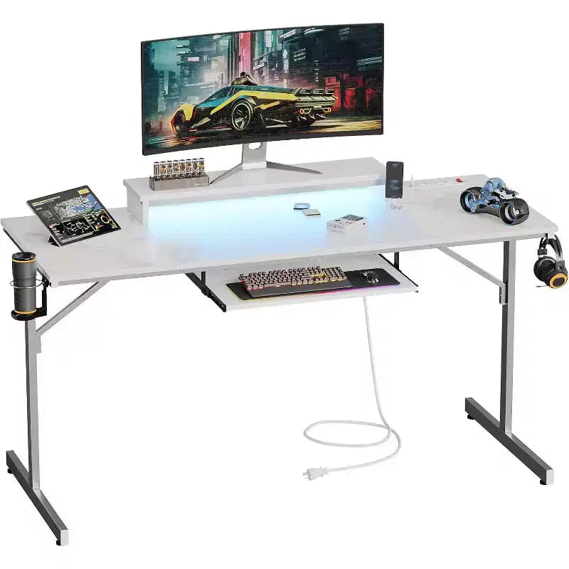 Bureau gaming Bestier 63 avec lumières LED et prises, bureau d'ordinateur avec support d'écran et tiroir clavier pour le bureau à domicile