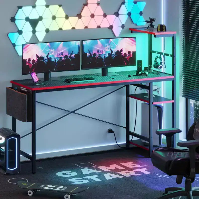 Scrivania da gioco Bestier 61 reversibile con presa di corrente a LED e 4 ripiani