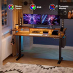 Scrivania in Piedi Bestier da 58 pollici con Supporto Monitor, Scrivania Computer a LED Regolabile in Altezza con Spazio di Archiviazione e Gancio, Scrivania per Lavoro in Piedi per Ufficio Domestico e Scrittura