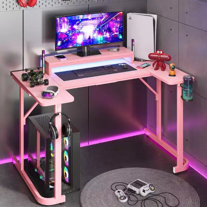 Bureau de gamer en U Bestier avec support d'écran, lumières LED, crochets pour casque, porte-gobelet, noir fibre de carbone