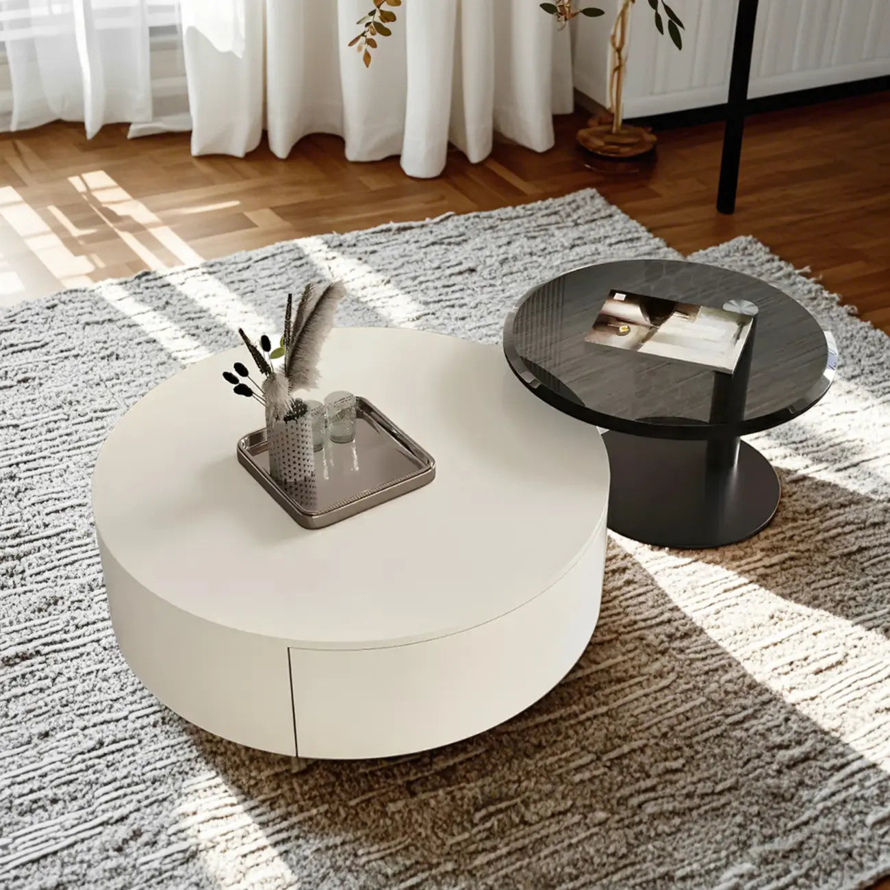 Table basse gigogne moderne ronde en bois et verre avec rangement