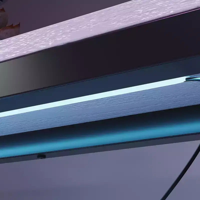 Scrivania da Gaming a LED Famapy, Scrivania da Computer con Telaio in Metallo, Presa di Corrente Integrata, Cassetti e Doppio Ripiano Rialzato