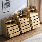 Commode d'appoint en rotin et bois brun avec plusieurs tiroirs