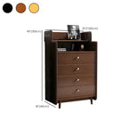 Commode d'appoint en rotin et bois brun avec plusieurs tiroirs