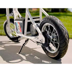 Razor Rambler 12 Minimoto Elettrica Retrò con Motore da 250W e Batteria da 24V, Bianca