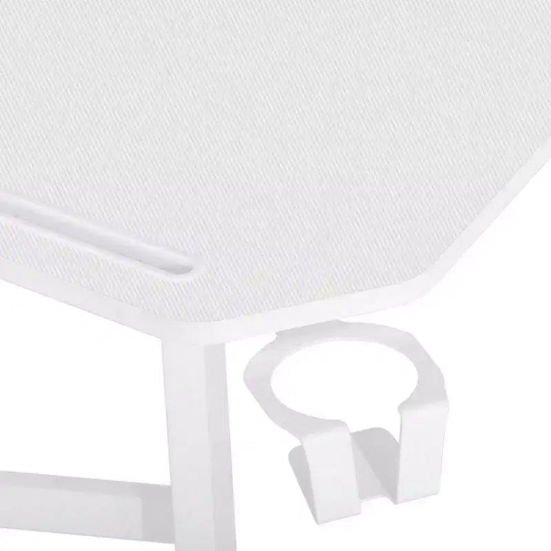 Bureau de gamer avec étagères et support pour accessoires
