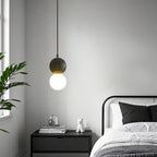 Suspension en verre opale perlé pour décoration intérieure contemporaine