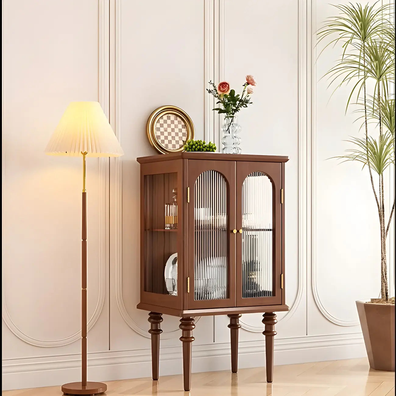 Armoire de rangement classique en bois d'hévéa et verre pour salon