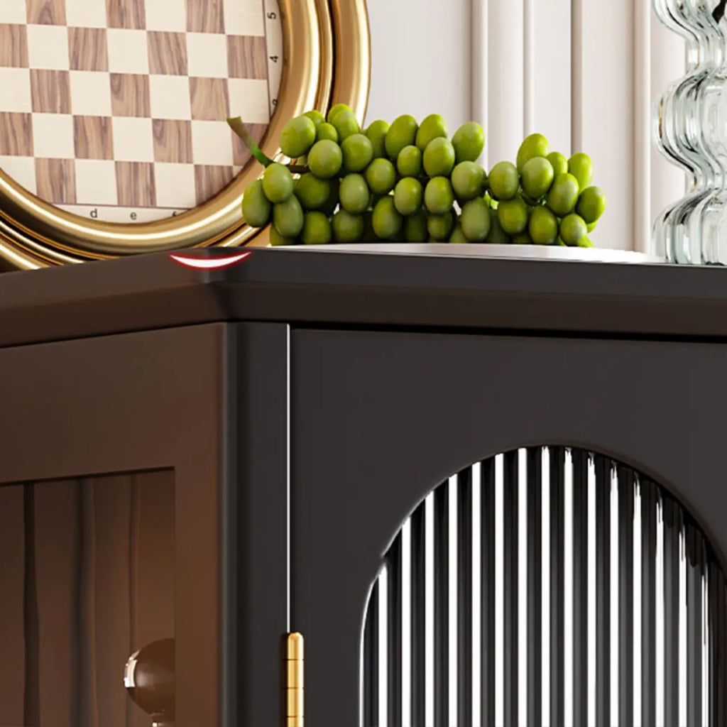 Armoire de rangement classique en bois d'hévéa et verre pour salon