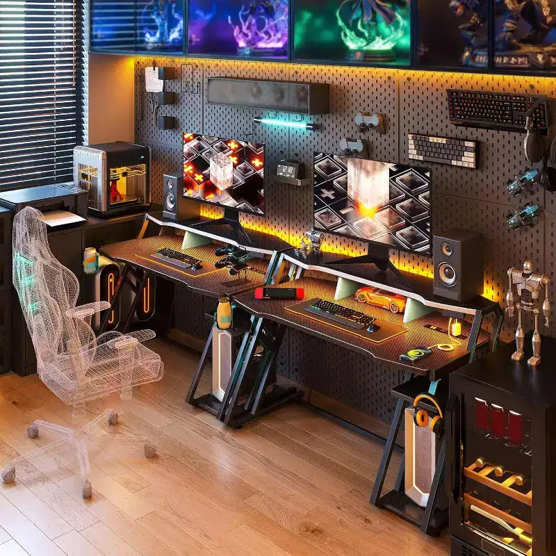 Bureau de jeu BALHAM TRADE de 48 pouces avec prise électrique, lumières LED et étagère de rangement pour PC en fibre de carbone