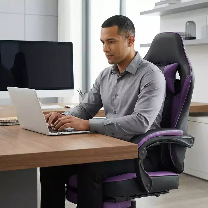 Sedia Gaming LauKingdom con Poggiapiedi, Sedia da Computer Ergonomica, Girevole Regolabile in Altezza, Supporto Lombare Massaggiante, Sedia per Videogiochi, Nero e Viola
