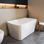 Baignoire Acekool Home Spa de 124 cm, baignoire îlot en acrylique, blanc brillant avec bonde mate et trop-plein noir