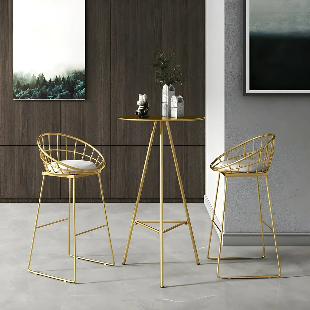 Tables de bar tripodes rondes en métal doré, style glamour moderne