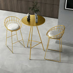 Tables de bar tripodes rondes en métal doré, style glamour moderne