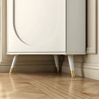 Élégant meuble d'angle en bois blanc avec étagères ouvertes