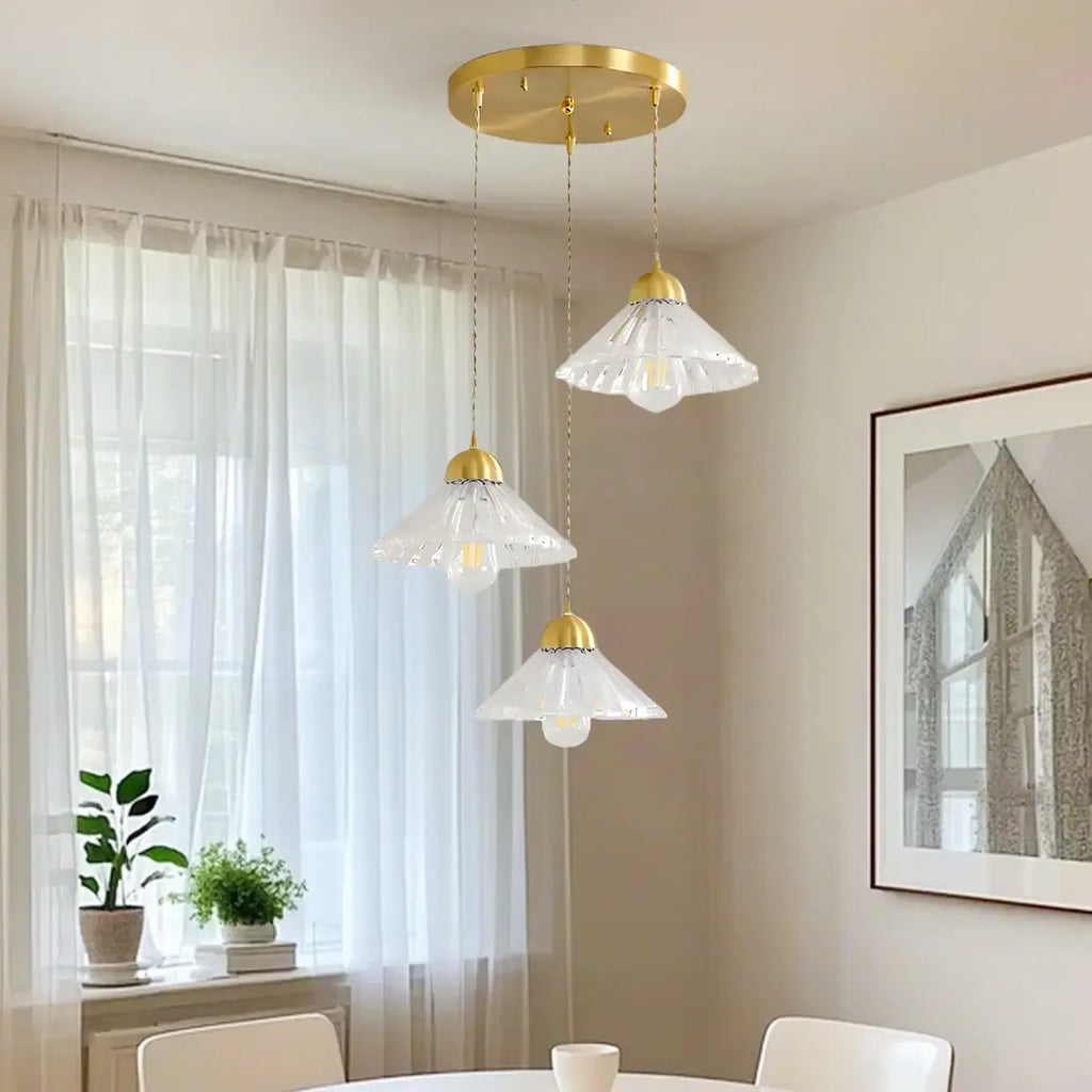Suspension moderne en verre transparent à motif conique pour salon