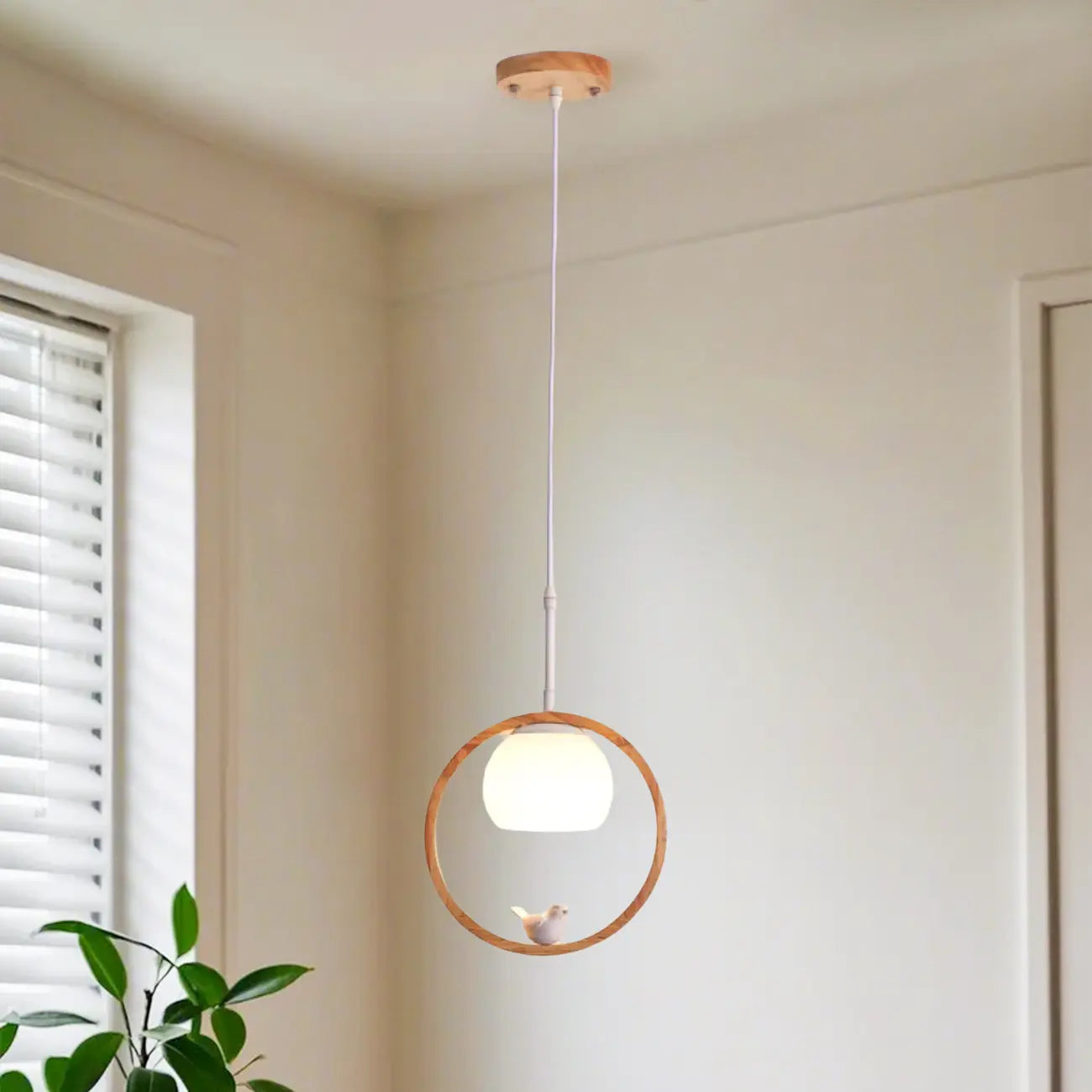 Suspension LED design en forme d'anneau en bois avec abat-jour en verre pour la décoration intérieure