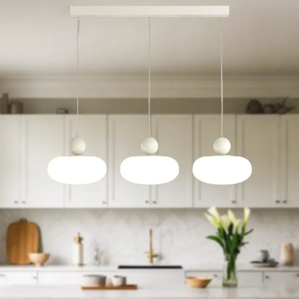 Suspension moderne à 3 lumières LED en verre opale pour salle à manger