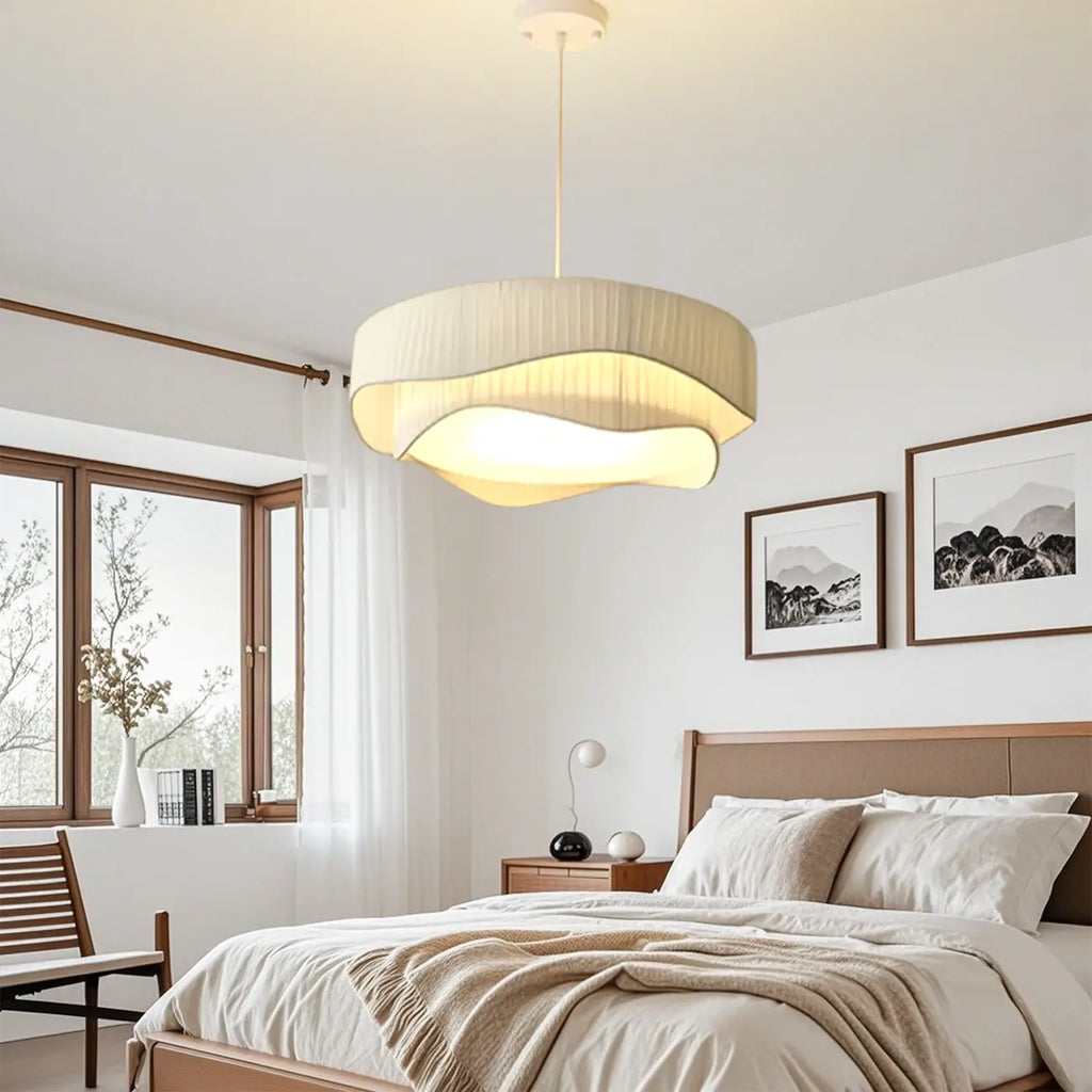 Lustre moderne et élégant à 4 lumières LED au design irrégulier