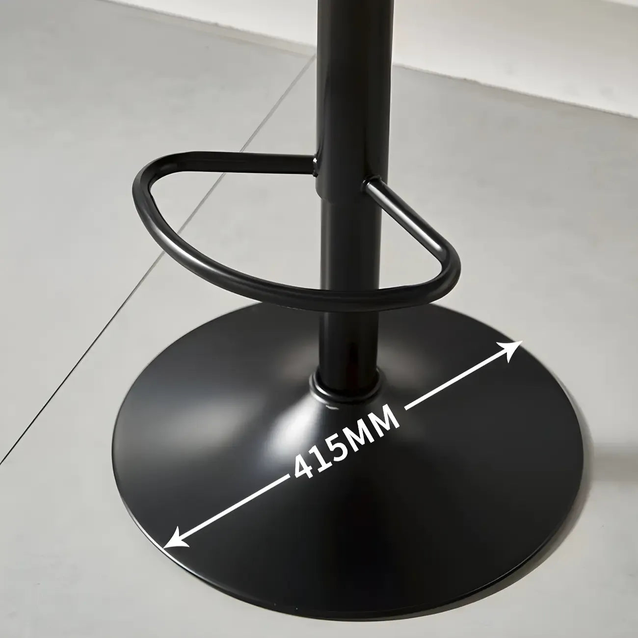 Tabouret de bar pivotant et réglable en cuir moderne
