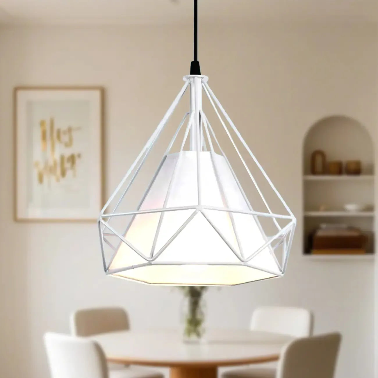 Suspension moderne en forme de cône de diamant coloré