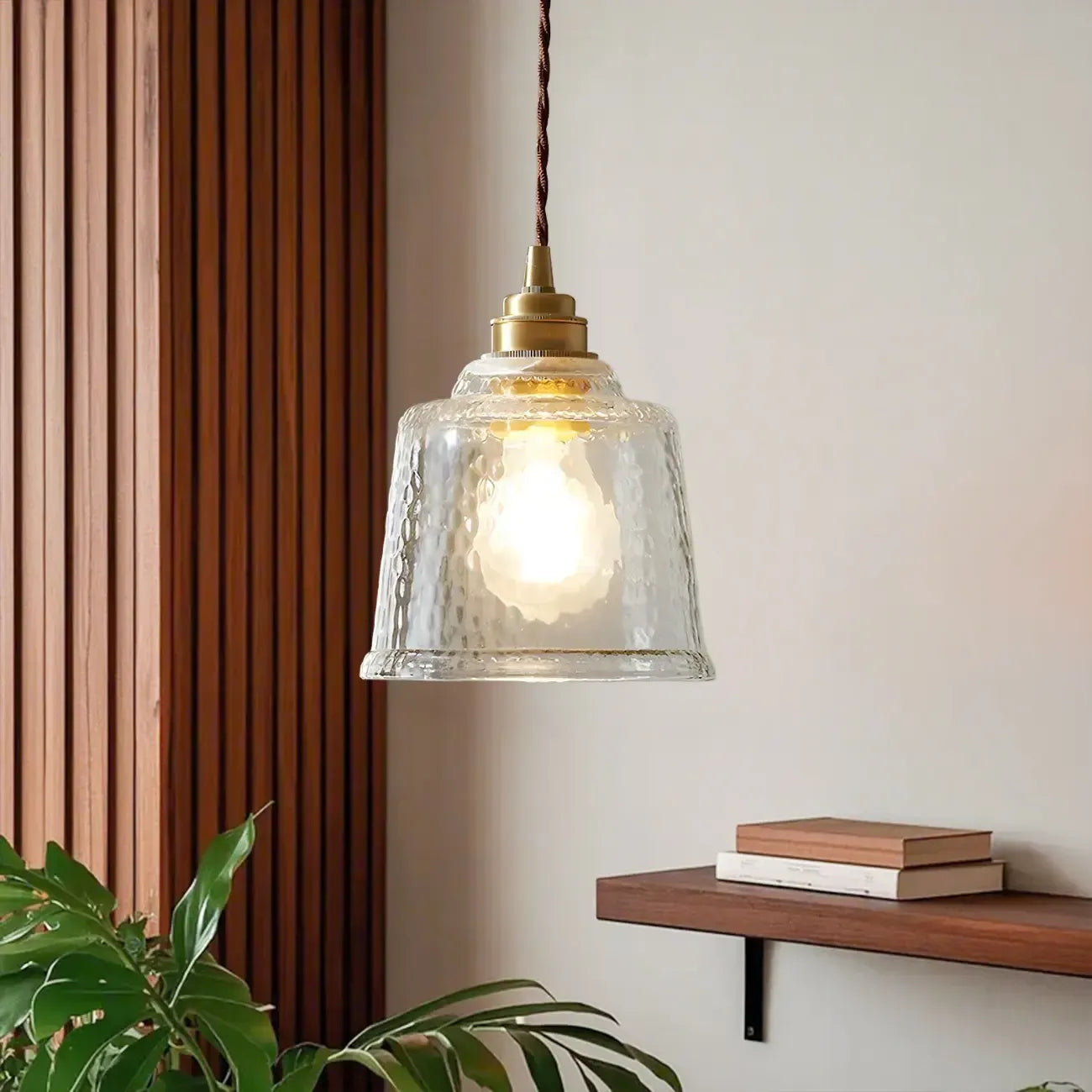 Suspension élégante en laiton et verre transparent avec cloche