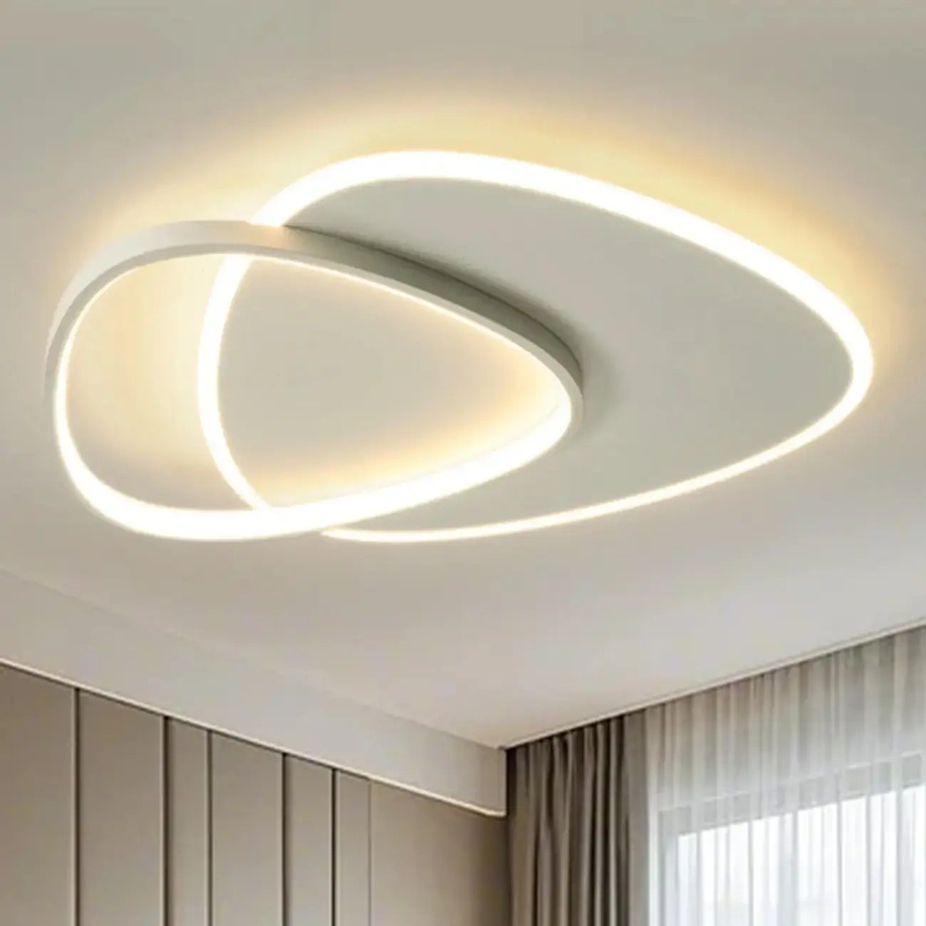 Plafonnier LED encastré élégant avec variateur à 3 niveaux