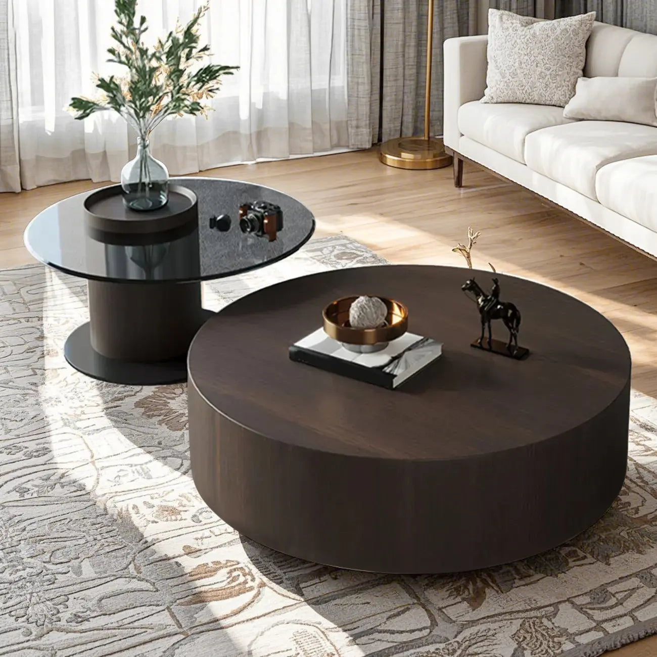 Table basse ronde scandinave en bois marron avec rangement