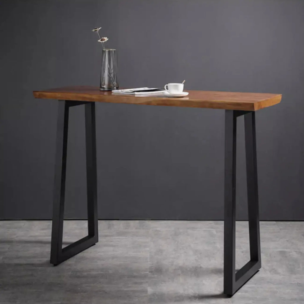 Tables de bar industrielles en bois brun et fer