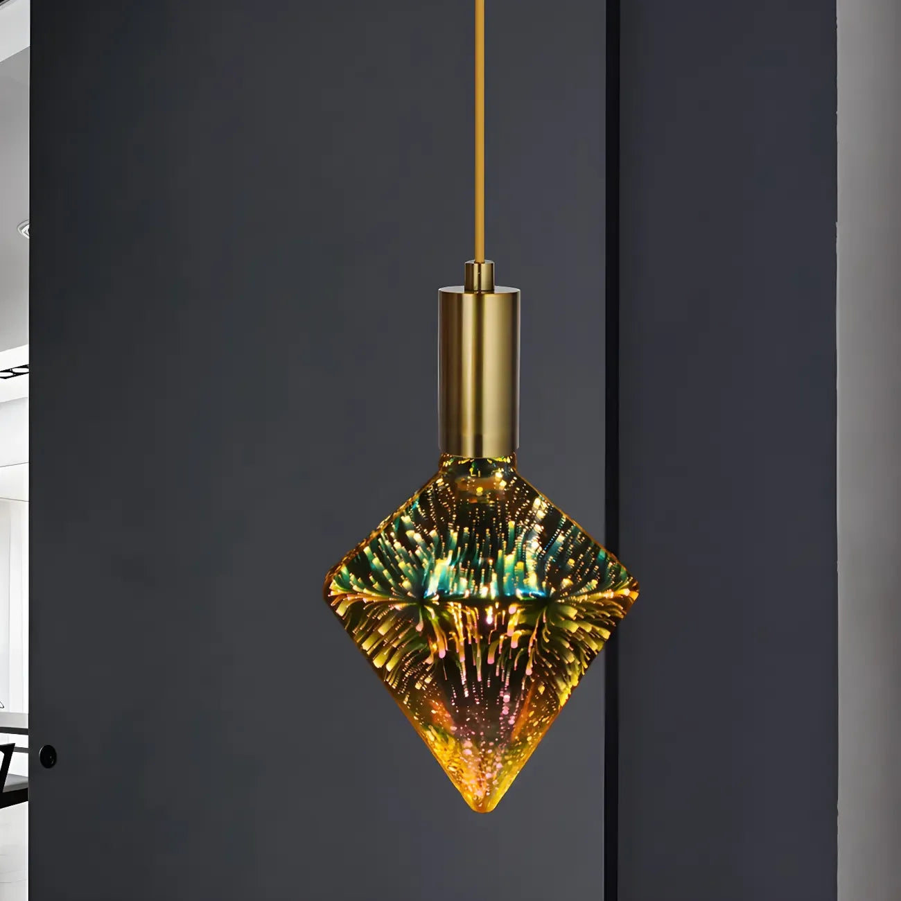 Ampoule LED multicolore en forme de diamant 4W E27 pour la décoration