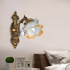 Applique murale de chevet vintage en cristal doré avec abat-jour en forme de fleur