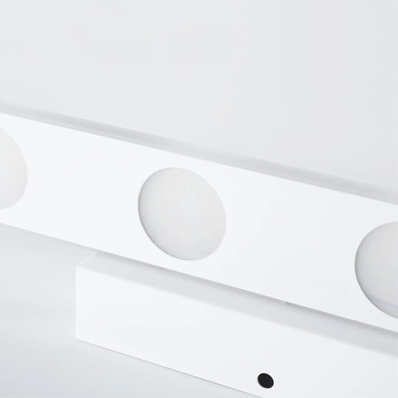 Applique a barra a LED a 6 luci bianca in acrilico per bagno