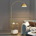 Lampadaire arqué moderne en métal à hauteur réglable avec étagère de rangement