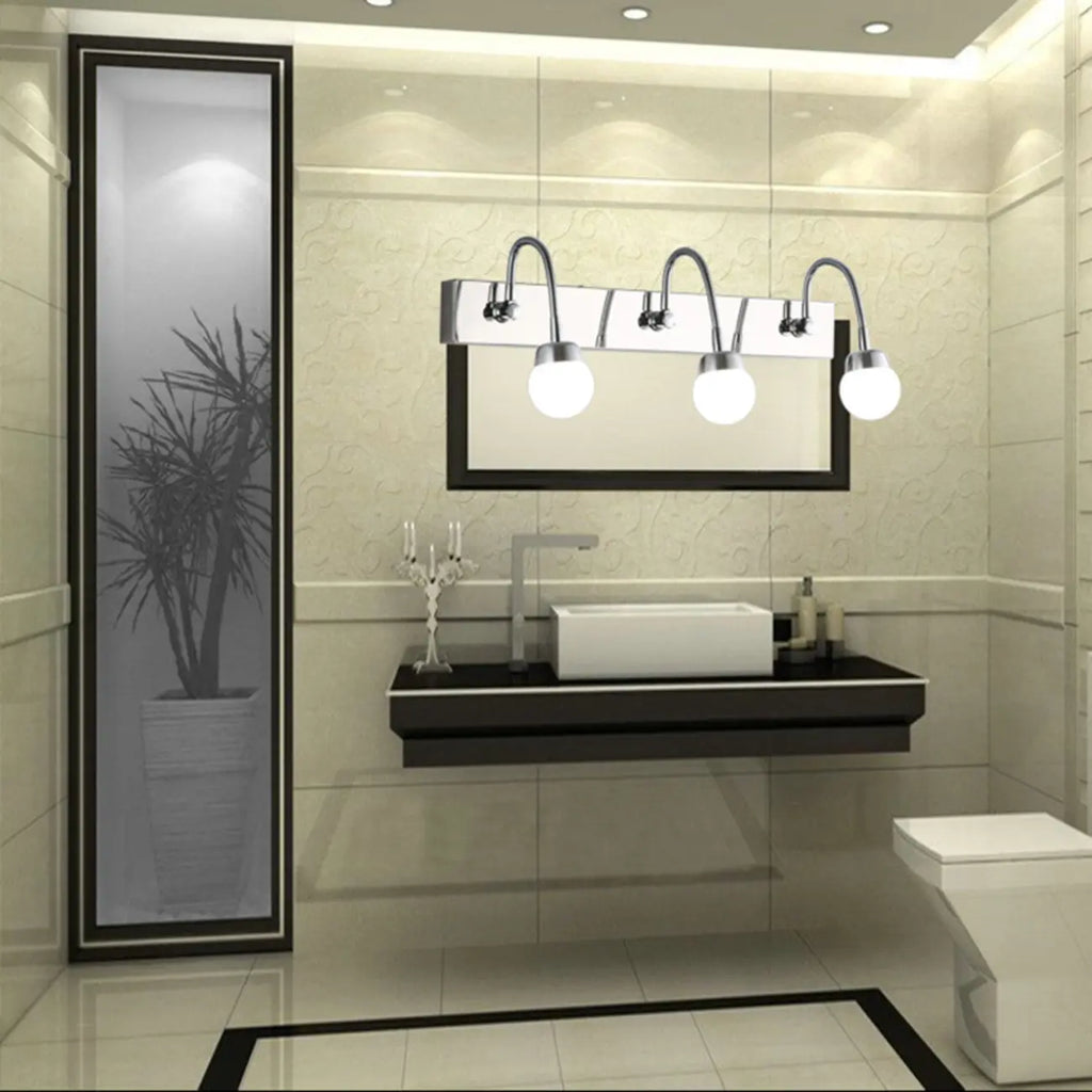 Applique da bagno moderna a 3 luci in argento con LED dimmerabili