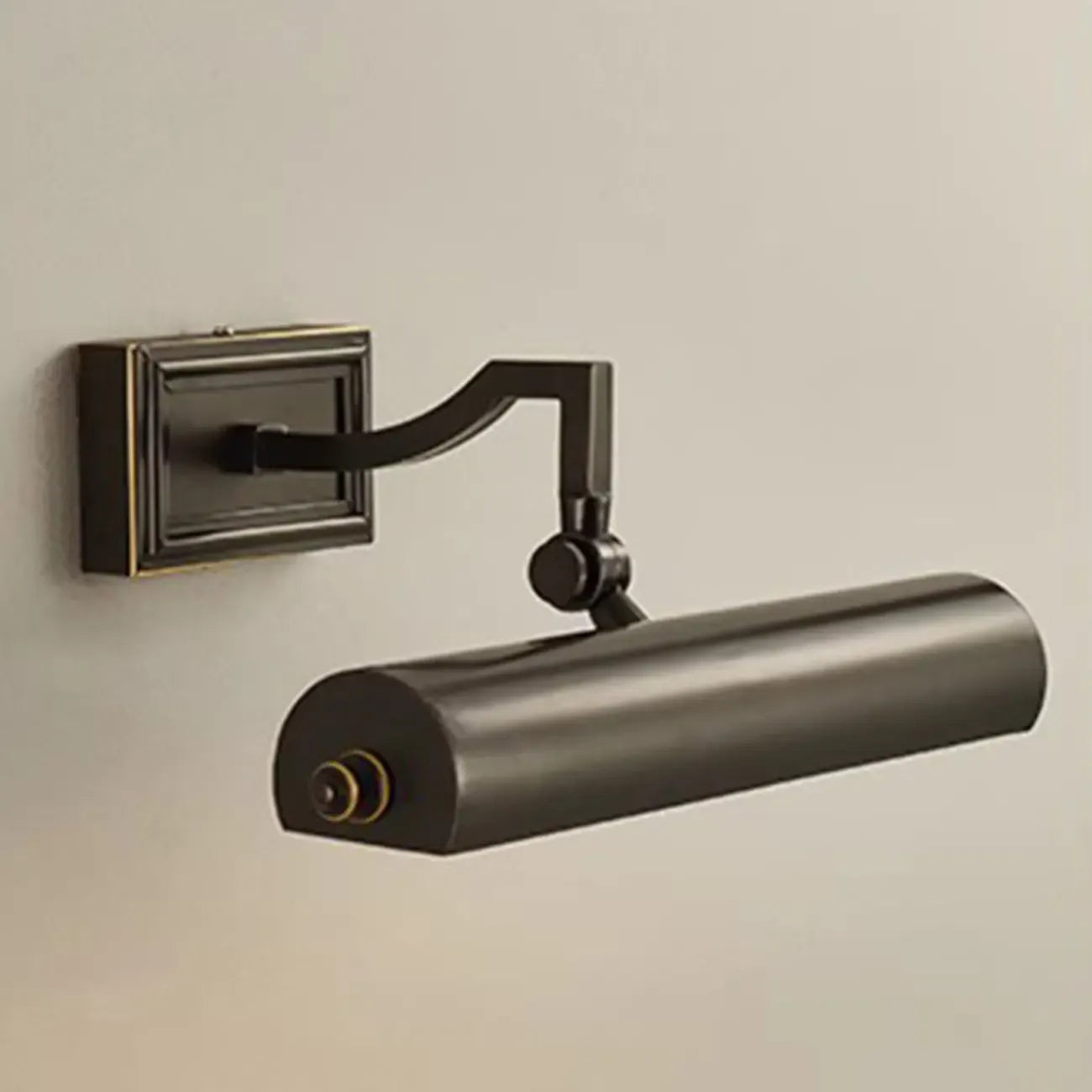 Applique murale classique en tube métallique avec abat-jour en cuivre pour salle de bain