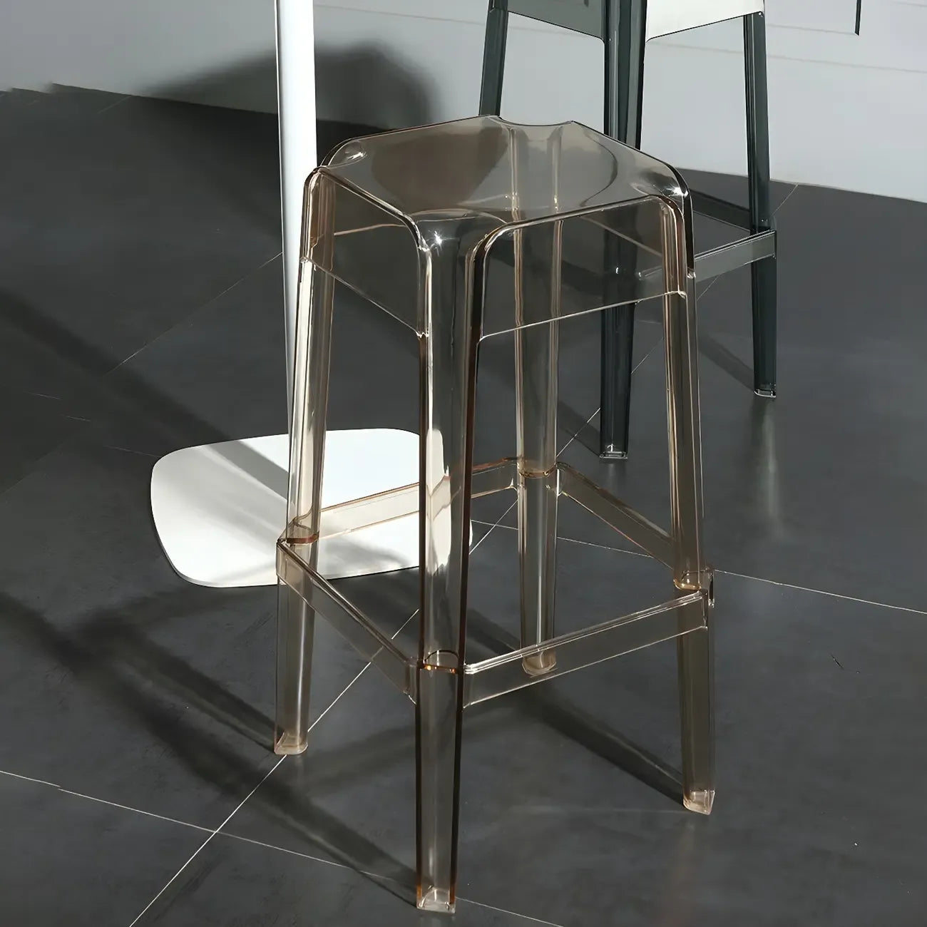Tabouret de bar carré moderne à quatre pieds en acrylique
