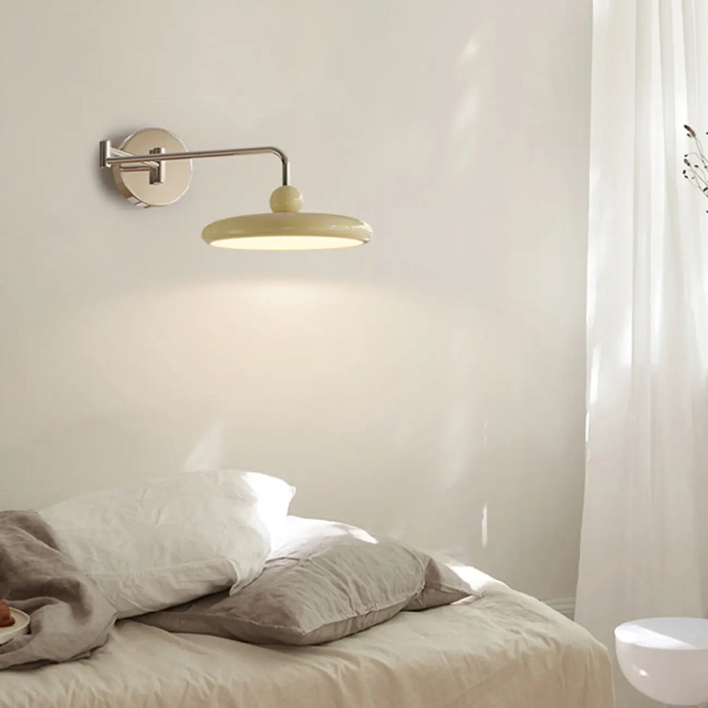 Applique murale moderne beige à bras articulé avec abat-jour rond