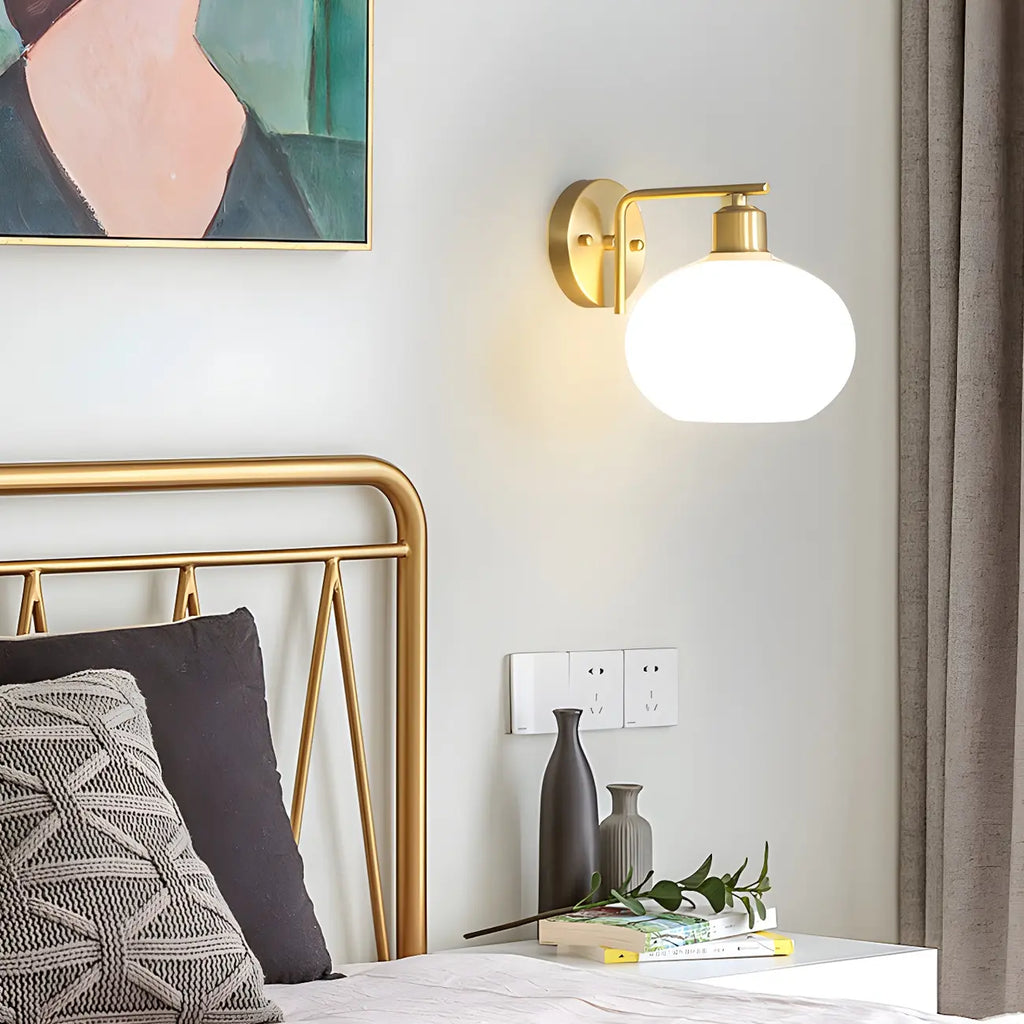 Applique murale globe en laiton glamour avec LED pour chambre à coucher