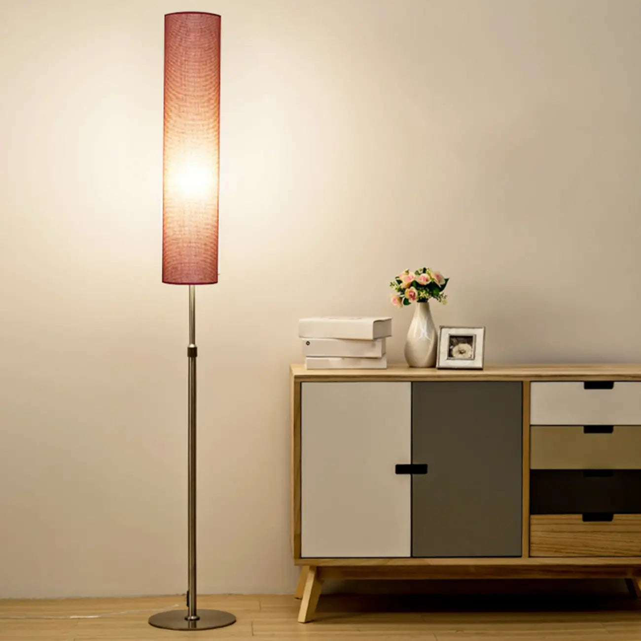 Lampadaires LED en métal HomeyFad 73 pour l'éclairage du salon