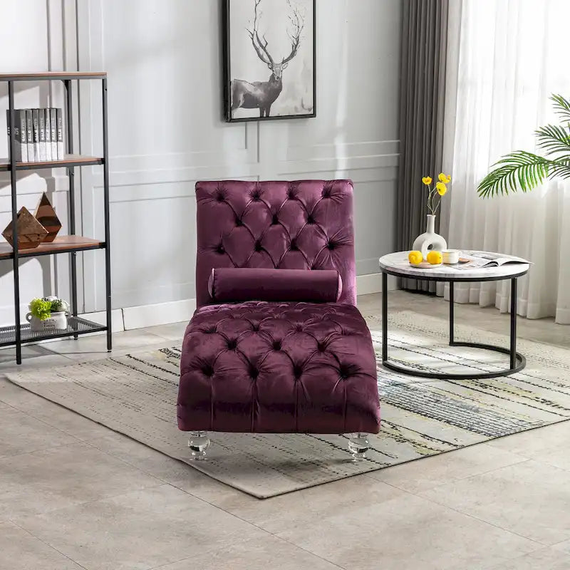 Chaise longue capitonnée violette avec oreiller et pieds en acrylique