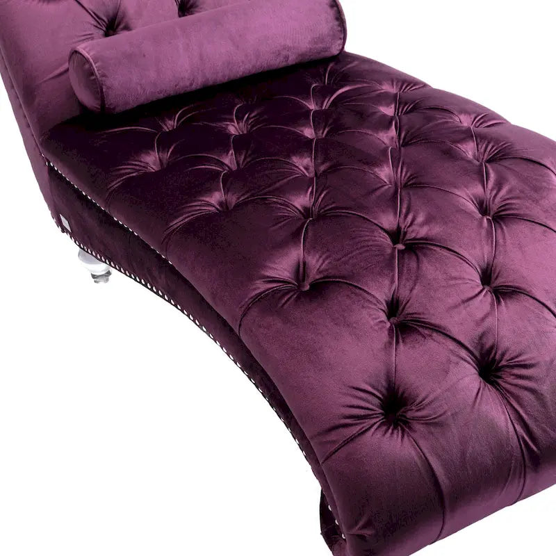 Chaise longue capitonnée violette avec oreiller et pieds en acrylique