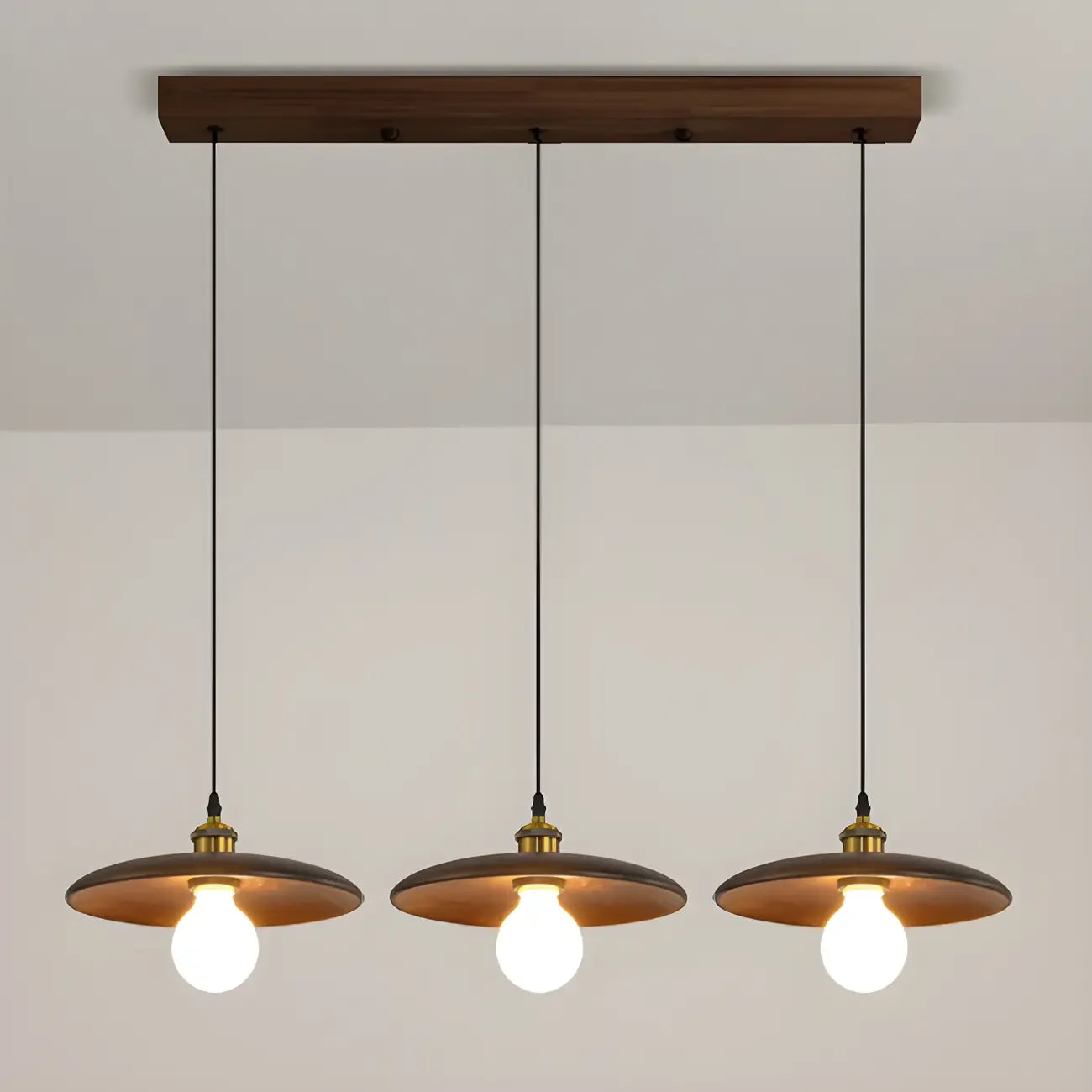Suspension géométrique en bois de noyer pour îlot de cuisine